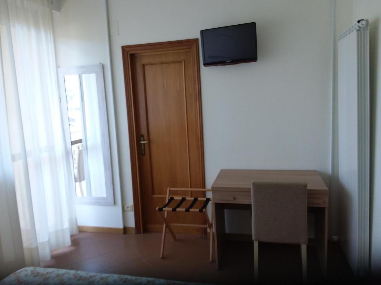 Albergo Nyers Perugia Exterior photo